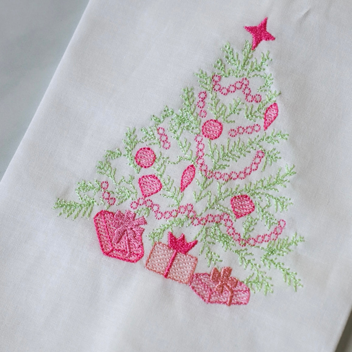 Vintage Stitch Christmas Tree Guest Towel